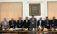 تلاش شبانه‌روزی مدیران و کارکنان، رمز موفقیت مراکز درمانی است